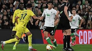 超酷炫烈焰战斧！《守望先锋2》莱因哈特神话武器皮肤上线 拥有全新技能特效